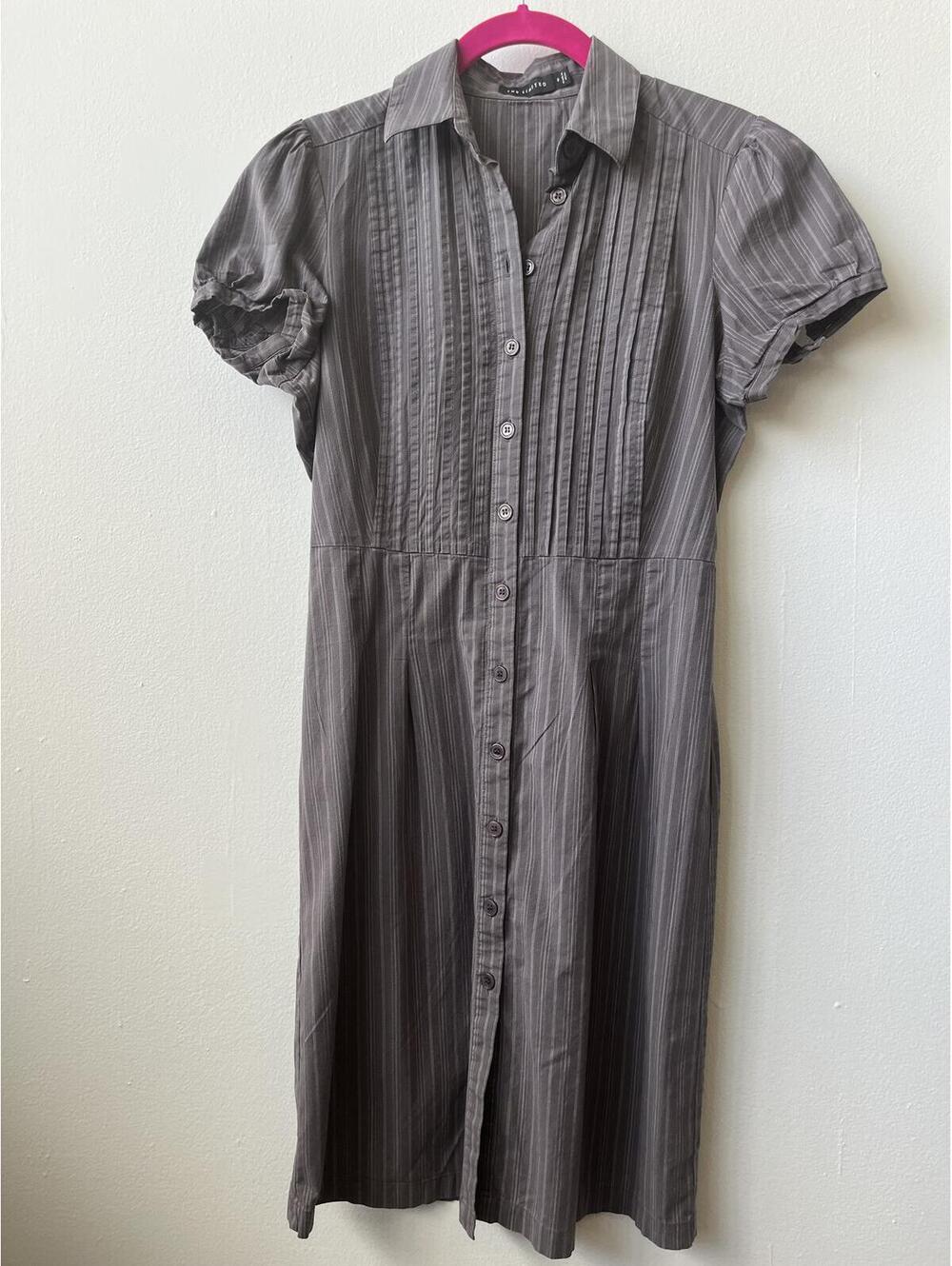The limited Gray Pinstripe Button-Up Dress Size 0 100% cotton